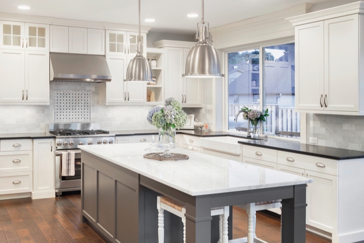 Kitchen in white